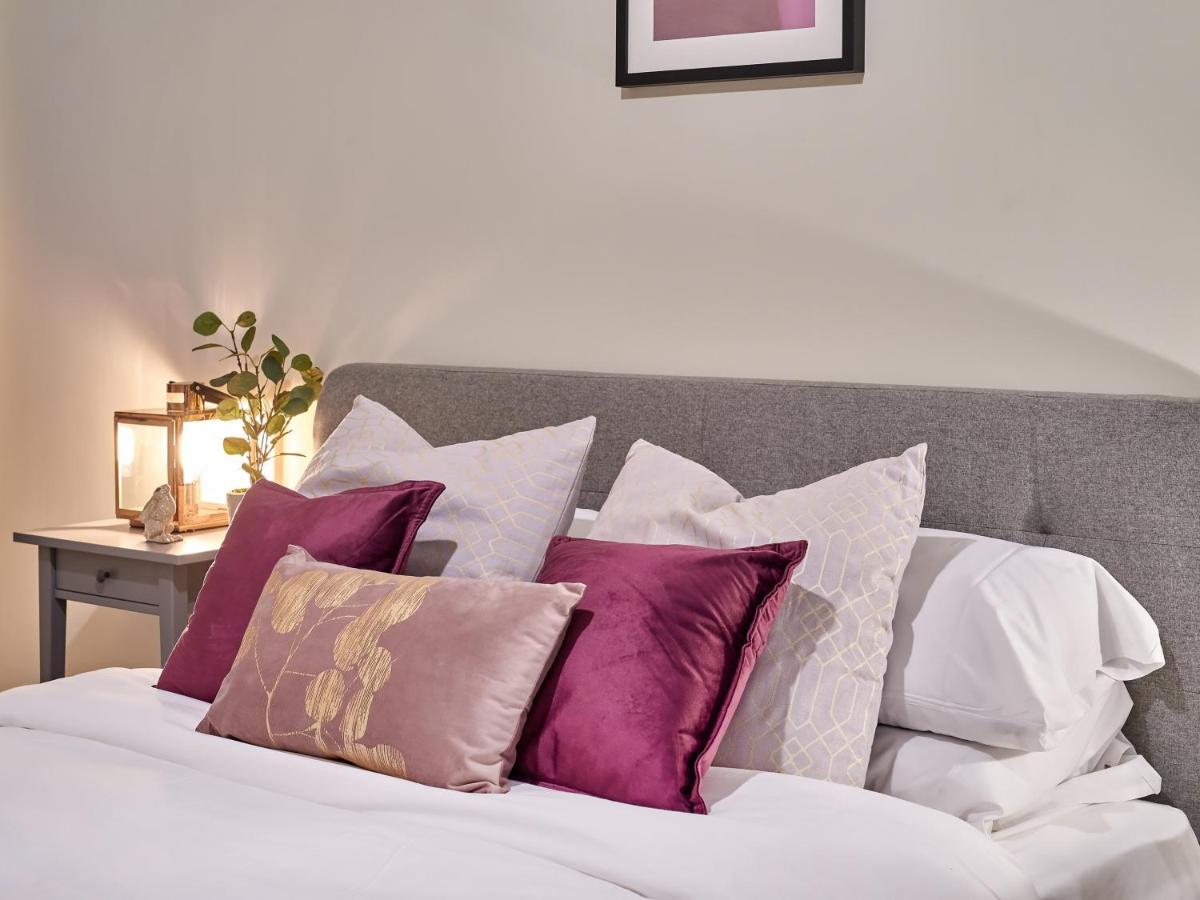 Two Bedroom Apartment By Jlj Apartments & Serviced Accommodation Birmingham - Mantella Lofts Ngoại thất bức ảnh